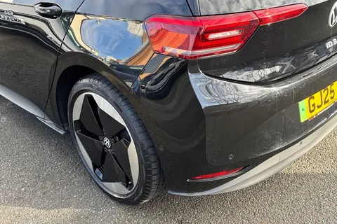 8 of 48 for Volkswagen ID.3 150kW Match Pro S 77kWh 5dr Auto Heated Seats | Ambient Lighting