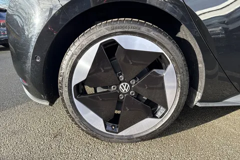 11 of 48 for Volkswagen ID.3 150kW Match Pro S 77kWh 5dr Auto Heated Seats | Ambient Lighting