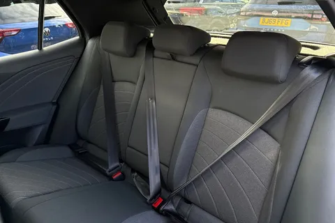 19 of 48 for Volkswagen ID.3 150kW Match Pro S 77kWh 5dr Auto Heated Seats | Ambient Lighting