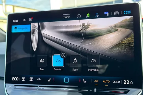 32 of 48 for Volkswagen ID.3 150kW Match Pro S 77kWh 5dr Auto Heated Seats | Ambient Lighting