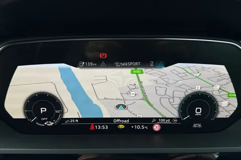 37 of 51 for Audi Q8 e-tron Sport 55 e-tron quattro 300,00 kW