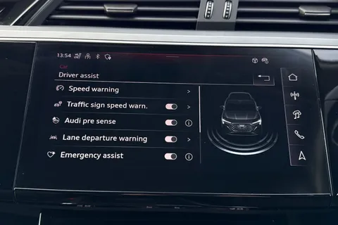 45 of 51 for Audi Q8 e-tron Sport 55 e-tron quattro 300,00 kW