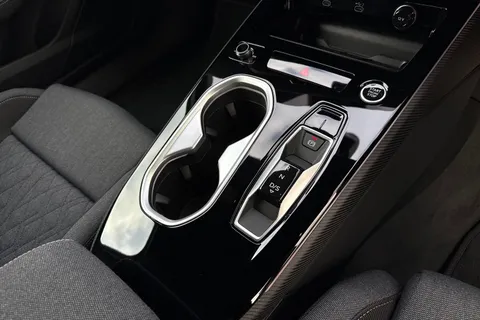 Audi A6 Avant 2.0 TFSI Edition 1 S Tronic Euro 6 (s/s) 5dr Thumbnail #23