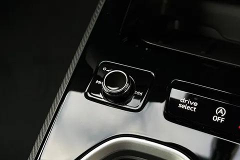 Audi A6 Avant 2.0 TFSI Edition 1 S Tronic Euro 6 (s/s) 5dr Thumbnail #43