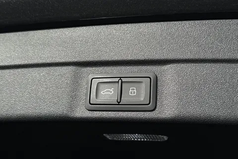 Audi A6 Avant 2.0 TFSI Edition 1 S Tronic Euro 6 (s/s) 5dr Thumbnail #47