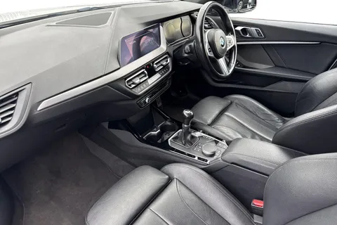 DL70FKM BMW 1 Series 1.5 116d M Sport Euro 6 (s/s) 5dr Thumbnail #9