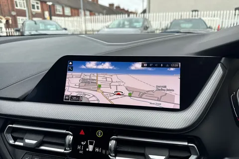 DL70FKM BMW 1 Series 1.5 116d M Sport Euro 6 (s/s) 5dr Thumbnail #12