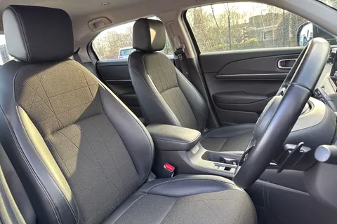 21 of 56 for HONDA HR-V 1.5 eHEV Advance 5dr CVT