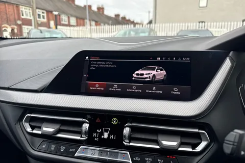 DL70FKM BMW 1 Series 1.5 116d M Sport Euro 6 (s/s) 5dr Thumbnail #37