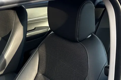 35 of 56 for HONDA HR-V 1.5 eHEV Advance 5dr CVT