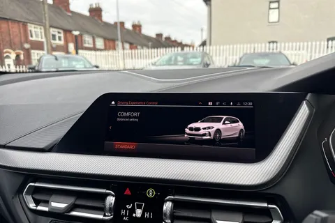 DL70FKM BMW 1 Series 1.5 116d M Sport Euro 6 (s/s) 5dr Thumbnail #39