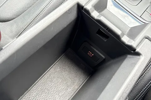 DL70FKM BMW 1 Series 1.5 116d M Sport Euro 6 (s/s) 5dr Thumbnail #42