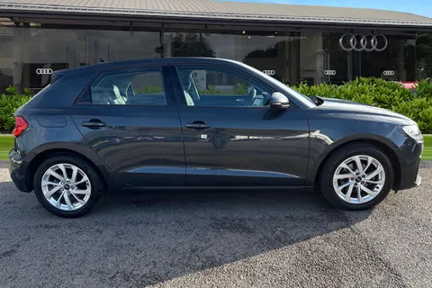 DG72BWX Audi A1 Sport 30 TFSI 110 PS 6-speed Thumbnail #4