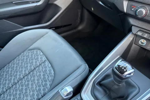 DG72BWX Audi A1 Sport 30 TFSI 110 PS 6-speed Thumbnail #16