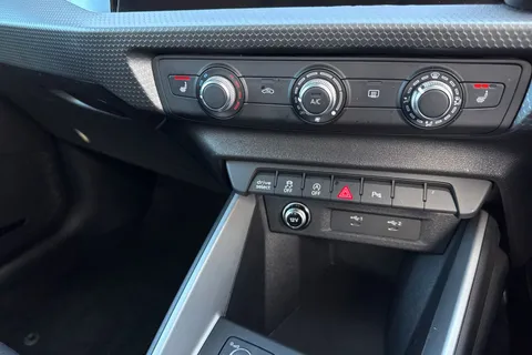 DG72BWX Audi A1 Sport 30 TFSI 110 PS 6-speed Thumbnail #20