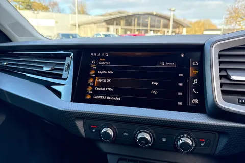 DG72BWX Audi A1 Sport 30 TFSI 110 PS 6-speed Thumbnail #34