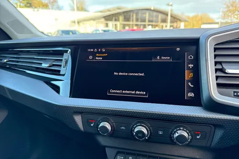 DG72BWX Audi A1 Sport 30 TFSI 110 PS 6-speed Thumbnail #36