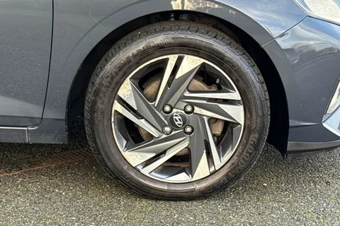 DF22JXJ Hyundai I20 1.0 T-GDi MHEV SE Connect Euro 6 (s/s) 5dr Thumbnail #8