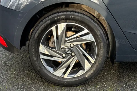 DF22JXJ Hyundai I20 1.0 T-GDi MHEV SE Connect Euro 6 (s/s) 5dr Thumbnail #23