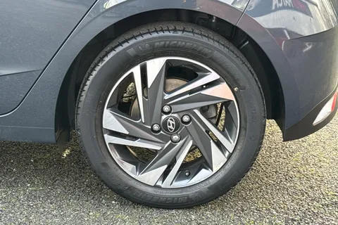 DF22JXJ Hyundai I20 1.0 T-GDi MHEV SE Connect Euro 6 (s/s) 5dr Thumbnail #24