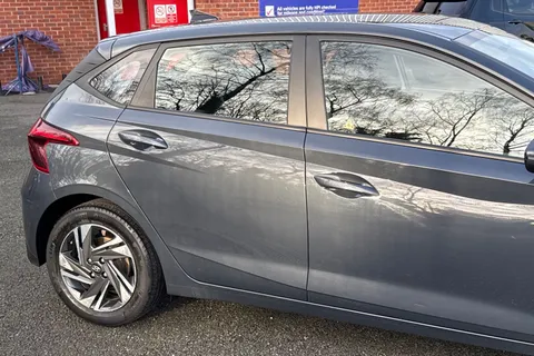 DF22JXJ Hyundai I20 1.0 T-GDi MHEV SE Connect Euro 6 (s/s) 5dr Thumbnail #30