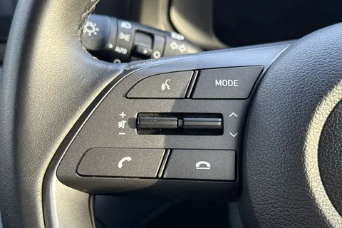 DF22JXJ Hyundai I20 1.0 T-GDi MHEV SE Connect Euro 6 (s/s) 5dr Thumbnail #37