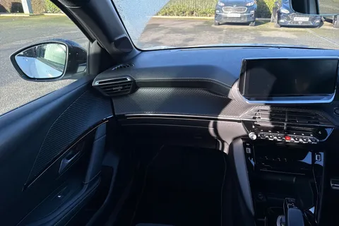 19 of 66 for PEUGEOT e-208 50kWh GT Premium Auto 5dr