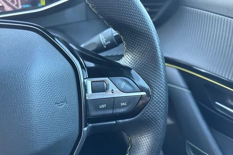 25 of 66 for PEUGEOT e-208 50kWh GT Premium Auto 5dr