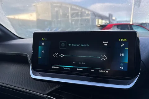 30 of 66 for PEUGEOT e-208 50kWh GT Premium Auto 5dr