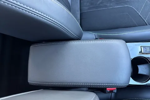 59 of 66 for PEUGEOT e-208 50kWh GT Premium Auto 5dr