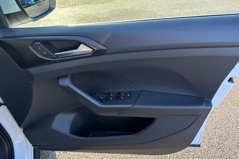 PK72ZTE Volkswagen T-Cross 1.0 TSI SE Euro 6 (s/s) 5dr Thumbnail #22