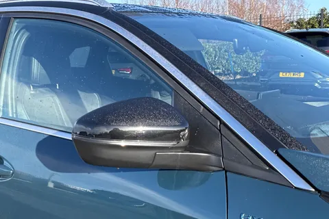 27 of 66 for PEUGEOT 3008 1.6 13.2kWh GT e-EAT Euro 6 (s/s) 5dr