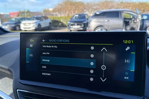 46 of 66 for PEUGEOT 3008 1.6 13.2kWh GT e-EAT Euro 6 (s/s) 5dr