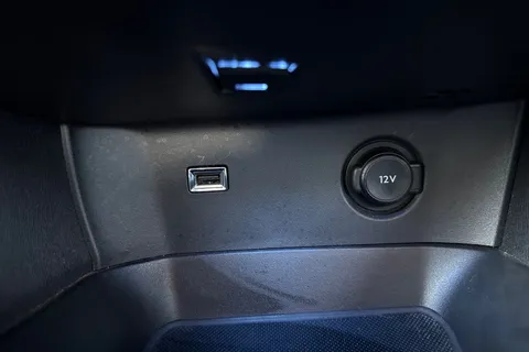 58 of 66 for PEUGEOT 3008 1.6 13.2kWh GT e-EAT Euro 6 (s/s) 5dr