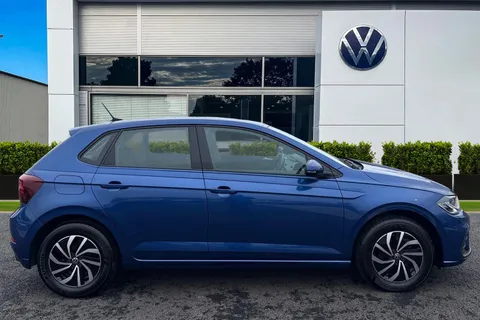 GD24OAM Volkswagen Polo 1.0 Life 5dr Thumbnail #4