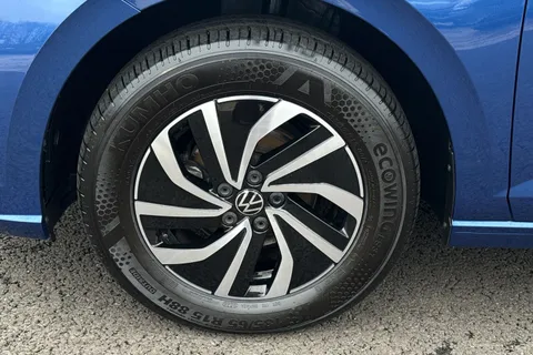 GD24OAM Volkswagen Polo 1.0 Life 5dr Thumbnail #10