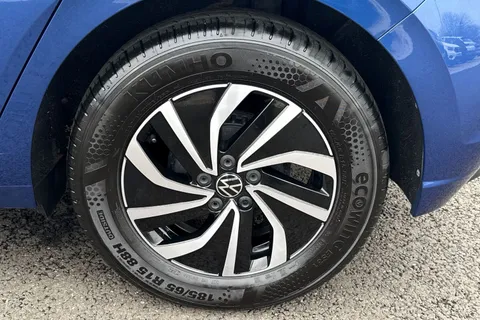 GD24OAM Volkswagen Polo 1.0 Life 5dr Thumbnail #11