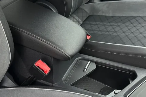 MV22YFP Volkswagen Tiguan Allspace 1.5 TSI R-Line 5dr DSG Thumbnail #37