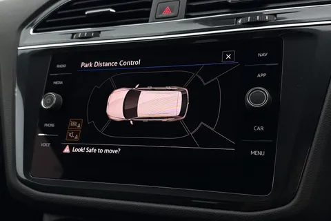 MV22YFP Volkswagen Tiguan Allspace 1.5 TSI R-Line 5dr DSG Thumbnail #40