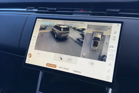 13 of 50 for Land Rover Range Rover 3.0 P460e HSE 5dr