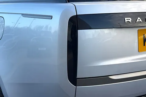 20 of 50 for Land Rover Range Rover 3.0 P460e HSE 5dr