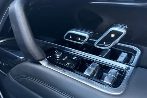 25 of 50 for Land Rover Range Rover 3.0 P460e HSE 5dr