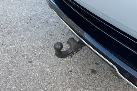 30 of 50 for Land Rover Range Rover 3.0 P460e HSE 5dr