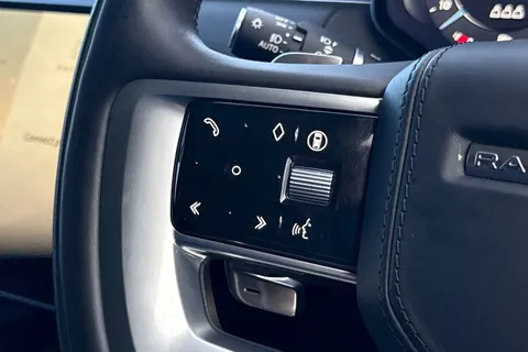 34 of 50 for Land Rover Range Rover 3.0 P460e HSE 5dr