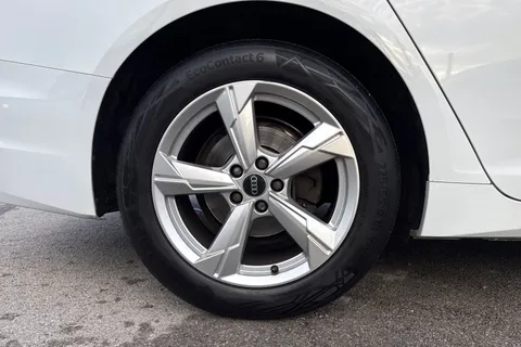 11 of 47 for Audi A6 Saloon Sport 40 TDI quattro 204 PS S tronic