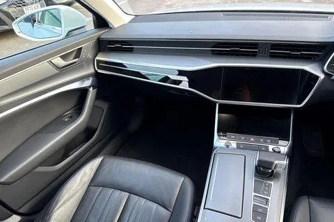 20 of 47 for Audi A6 Saloon Sport 40 TDI quattro 204 PS S tronic