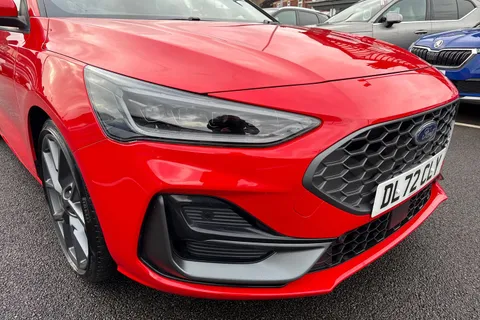 16 of 50 for FORD FOCUS 2.3 EcoBoost ST 5dr