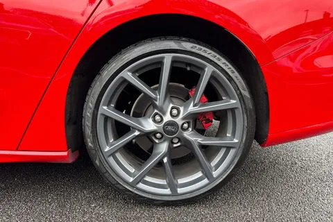 21 of 50 for FORD FOCUS 2.3 EcoBoost ST 5dr