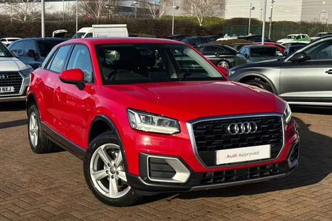 25 of 66 for Audi Q2 Sport 35 TFSI 150 PS 6-speed