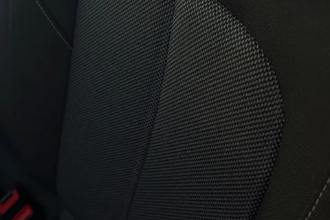 30 of 66 for Audi Q2 Sport 35 TFSI 150 PS 6-speed